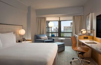 Hourly Hotels: The Hidden History of Discreet Meeting Spaces